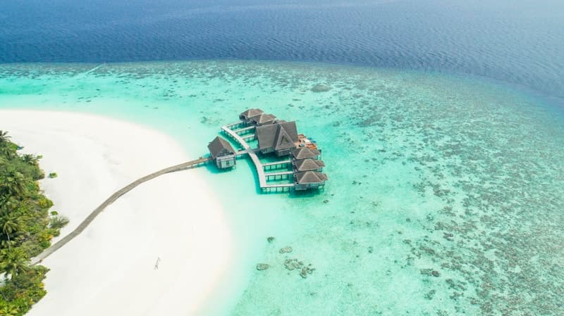 3 Days 2 Nights Danglai Resort Semporna - Semporna Island (Honeymoon Package)