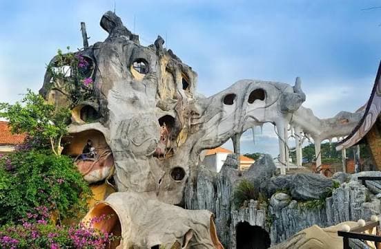 Crazy house